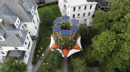 Una imagen aérea de Polinature, instalado en la Universidad de Harvard (Cambridge), en una fotografía cedida por Ecosistema Urbano.  
