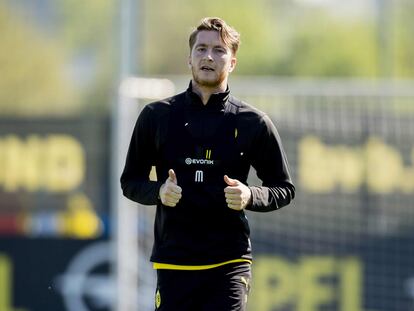 Marco Reus, en un entrenamiento con el Borussia Dortmund a finales de abril.