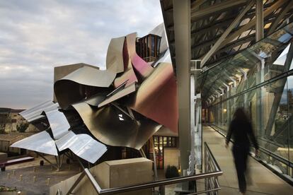 Bodega Marqués de Riscal, en la Rioja alavesa, creado por el arquitecto Frank Gehry.