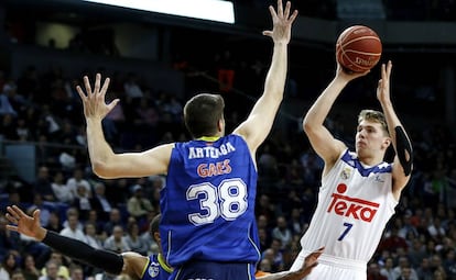 Doncic lanza ante Arteaga