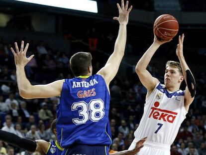 Doncic lanza ante Arteaga