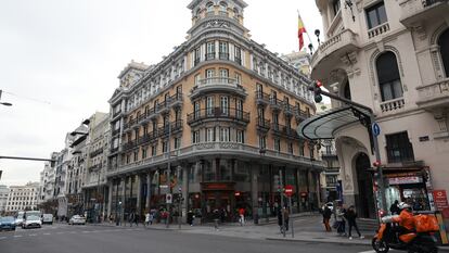 Edificio que alberga el hotel Iberostar Las Letras, de Madrid, propiedad de Millenium y que acogerá el desembarco de Nômade.