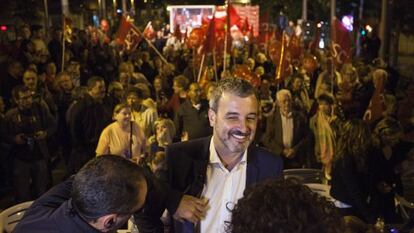 El alcaldable del PSC, Jaume Collboni, en un acto en Nou Barris.