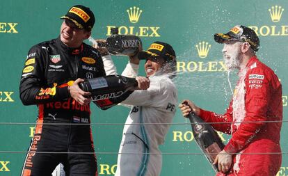 Verstappen, Hamilton y Vettel, en el podio.