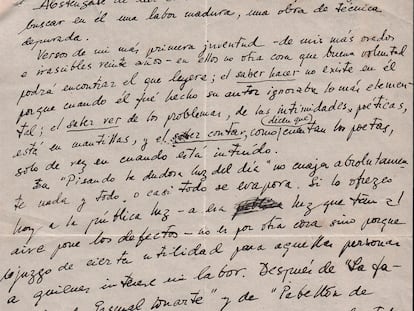 Prólogo de Cela de su poemario 'Pisando la dudosa luz del día'.