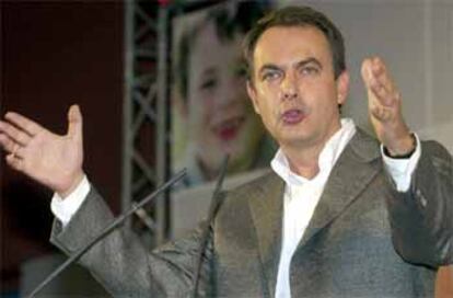 El líder del PSOE, esta mañana en Fuenlabrada.