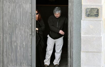 El empresario Lázaro Baez acompaña a Cristina Fernández.