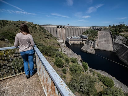 Presa de José María Oriol-Alcántara II, en Alcántara (Cáceres), gestionada por Iberdrola.