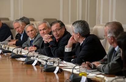 Gustavo Petro durante un consejo de ministros, en Bogotá