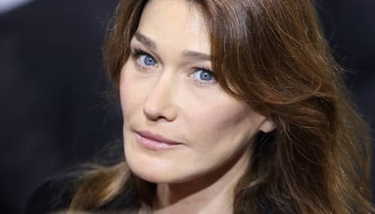La ex primera dama y cantante Carla Bruni.