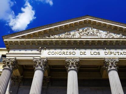 Críticas a los grupos políticos por retrasar la nueva Ley del Autónomo