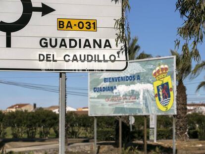 Guadiana del Caudillo (Badajoz) mantiene su nombre franquista.