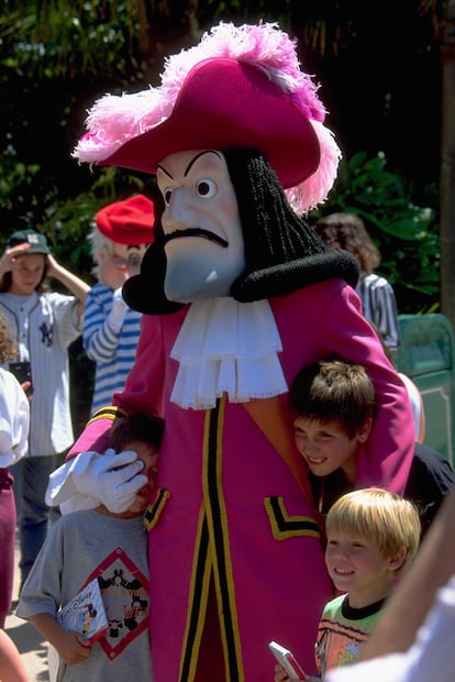 Como todos los parques de atracciones, Disney es un negocio muy bien montado para generar felicidad, pero sobre todo para facturarla.