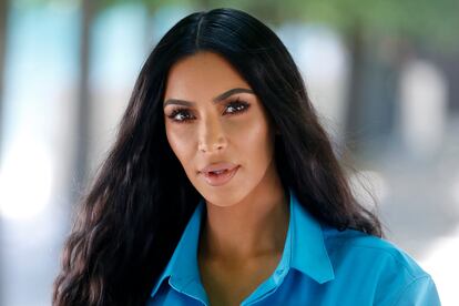 Kim Kardashian ha desvelado cómo se protege del sol maquillada.