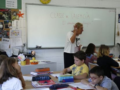 Un dia de classe a l'escola La Gavina, a Picanya.