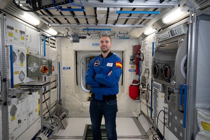 El astronauta español Pablo Álvarez, en el centro de preparación de la Agencia Espacial Europea de Colonia