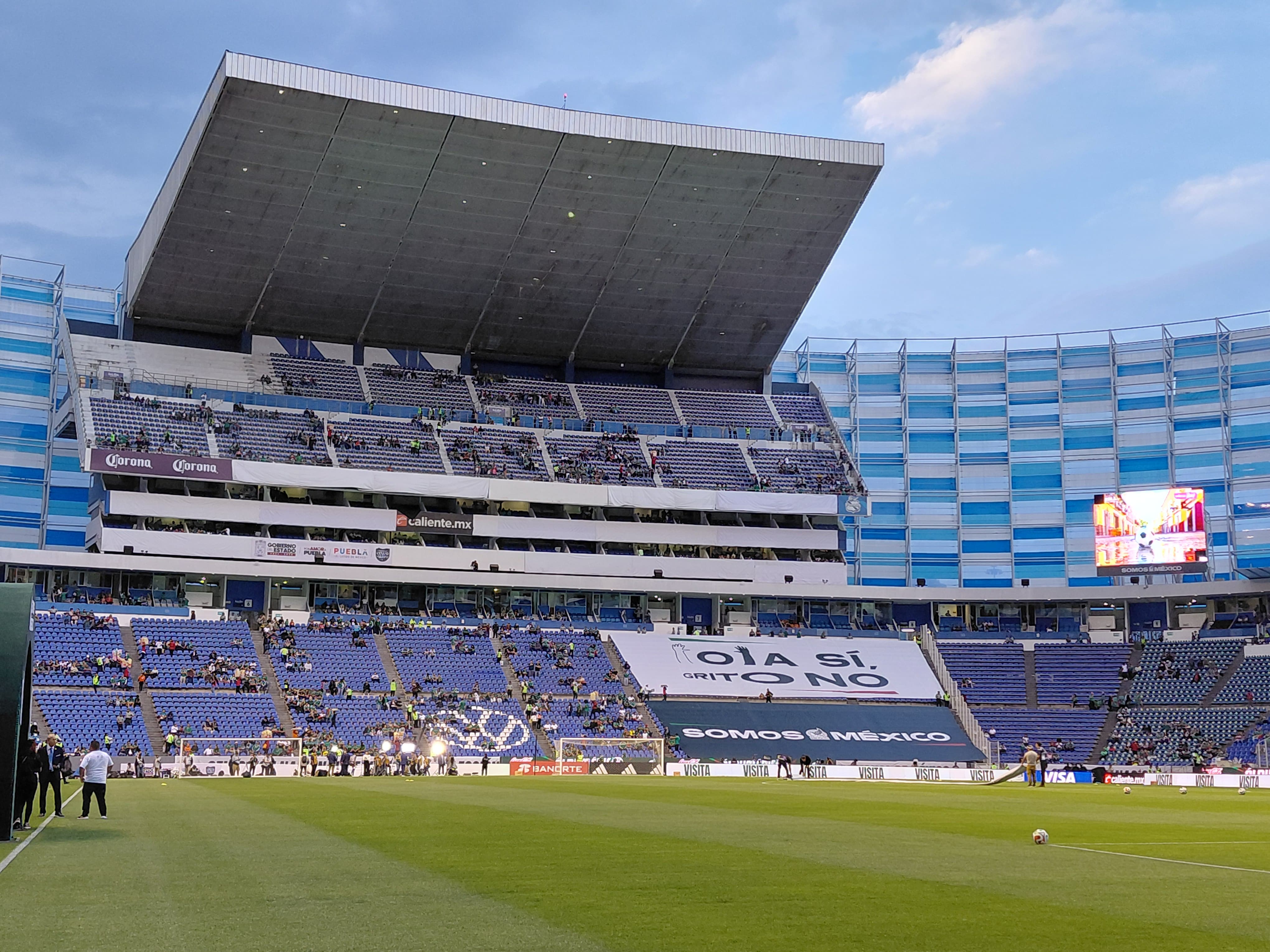 La FIFA castiga a México por el grito homofóbico vetando parte del estadio para el juego contra Ghana