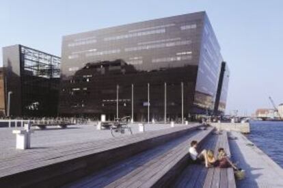 La Biblioteca Real, en Copenhague, conocida como el Diamante Negro.