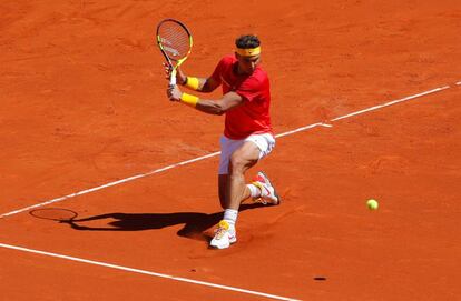 Rafa Nadal, durante el partido ante Alexander Zverev, el 8 abril de 2018.