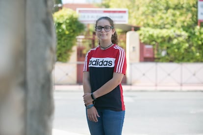 María Saugar, estudiante en Alcalá de Henares, está preocupada ante el regreso a las aulas porque no podrá hacer deporte como hasta ahora ni reunirse con su grupo Scout.