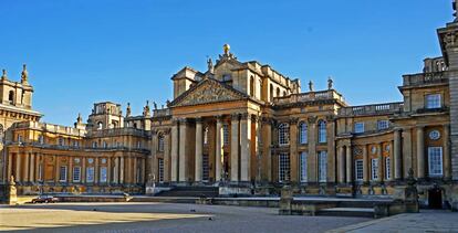 El palacio de Blenheim, patrimonio mundial, en Woodstock, en el condado inglés de Oxfordshire (Inglaterra).