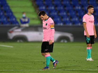 Lionel Messi al finalizar el partido, tras perder ante el Getafe por un tanto a cero este domingo en el Coliseum Alfonso Pérez.