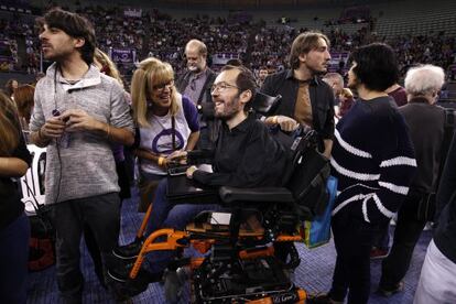 L'eurodiputat Pablo Echenique, a la seva arribada a Vistalegre.