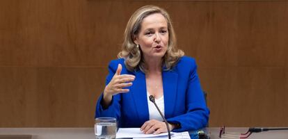 La vicepresidenta primera del Gobierno y ministra de Asuntos Económicos, Nadia Calviño.