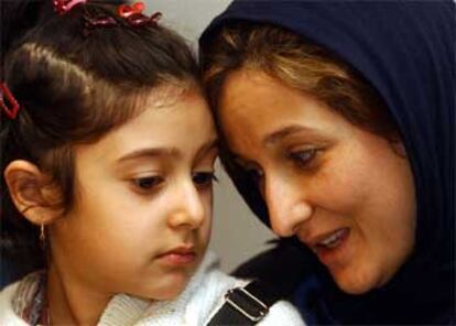 Sara Pourashemi (en la foto) y su hermana ya están con su madre en Bélgica tras ser secuestradas por su padre iraní.