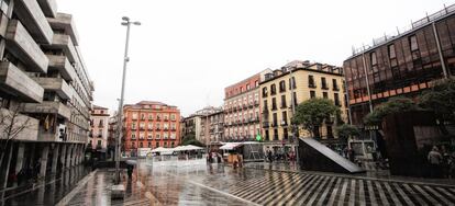 Vista de la remodelada plaza Soledad Torres Acosta, conocida con el nombre de la plaza de los cines Luna y que era foco de prostitución, drogas e inseguridad.