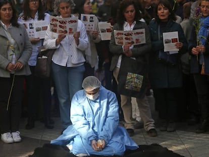 Manifestantes anti aborto en Santiago de Chile. El tribunal constitucional chileno ha aprobado medidas para permitir el aborto en algunos supuestos