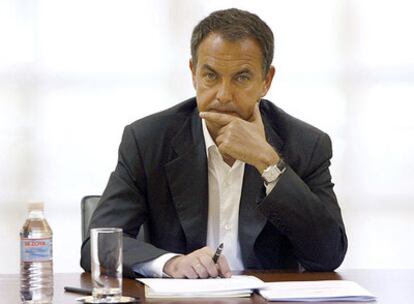 José Luis Rodríguez Zapatero, durante la reunión de ayer en La Moncloa.