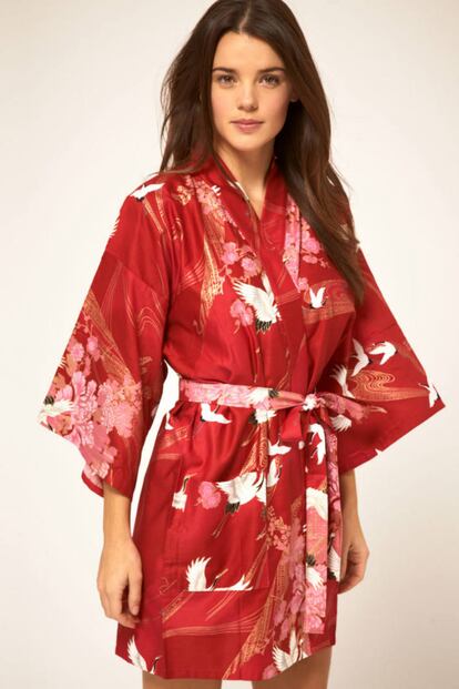 Kimono de Kiku, una marca japonesa a la venta en ASOS.