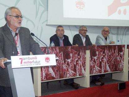 El reelegido secretario general de UGT-PV, Conrado Hern&aacute;ndez, durante su discurso.