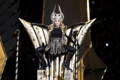Madonna durante su actuación el domingo pasado en el intermedio de la Super Bowl.