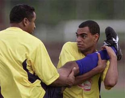 Denilson y Emerson, en un entrenamiento de la selección de Brasil.
