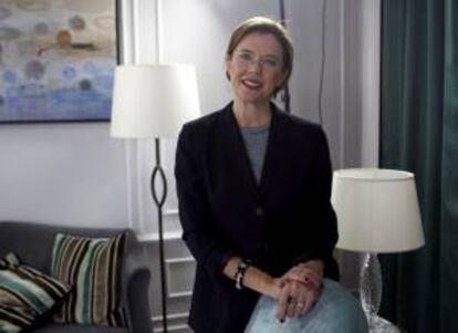 La actriz estadounidense Annette Bening posa entes de hablar con Efe de su último largometraje, "La mirada del amor".