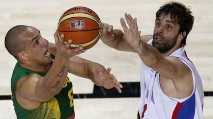 Alex Garcia e Teodosic.