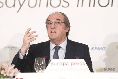 El candidato del PSOE a la Comunidad, Ángel Gabilondo, en los desayunos informativos de Europa Press.