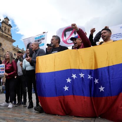 Venezolanos en Colombia se manifiestan a favor de  María Corina Machado, el 6 de abril 2024.