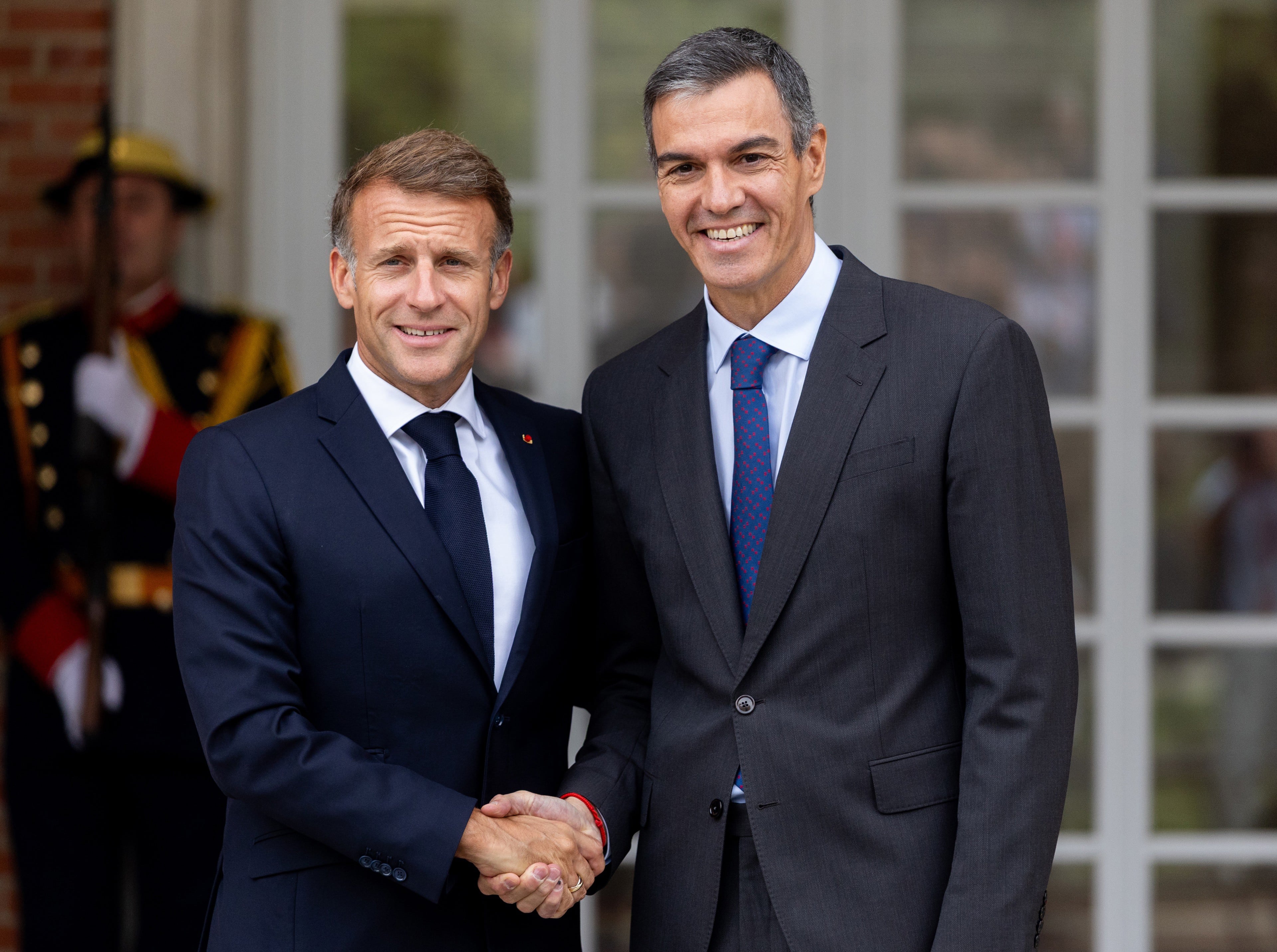 Los inversores extranjeros, más pendientes de Francia que del adelanto electoral de España