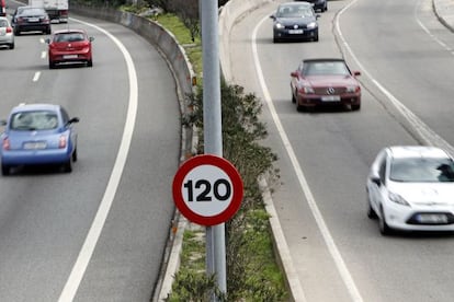La posible elevación de los límites de velocidad reabre la polémica.