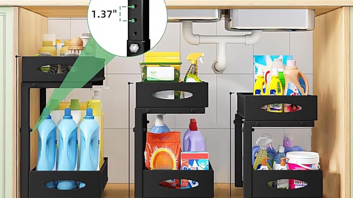 Organizer with adjustable height.