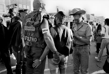 Festival de 'bondage' en El Castro, San Francisco, EE UU, 1992.