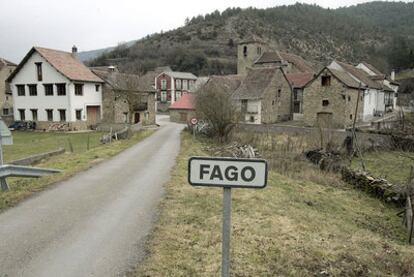 Entrada a la localidad de Fago (Huesca).