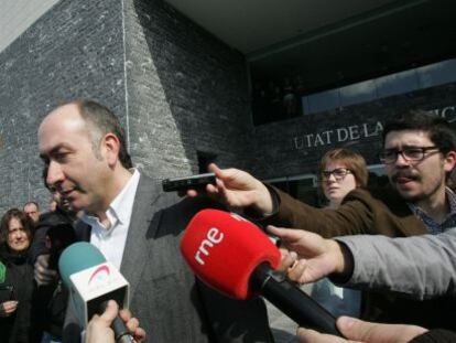 Alejandro Solera la salida de los juzgados de Elche el pasado febrero.