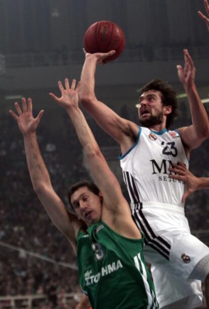 Llull lanza ante Diamantidis.