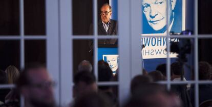 El presidente de Eisenhower Fellowships, George de Lama, durante la inauguraci&oacute;n hoy de la conferencia de M&aacute;laga sobre el futuro del trabajo.