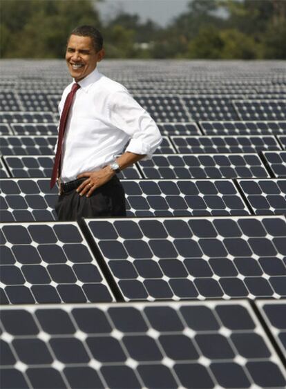 Obama, en una planta solar en Florida.