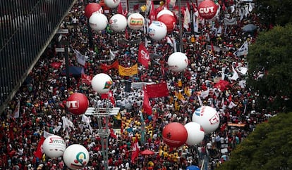 Manifestación contra la reforma de las pensiones en Río de Janeiro.